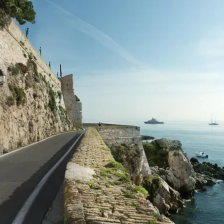 Bed & Breakfast La Cle De La Porte Antibes