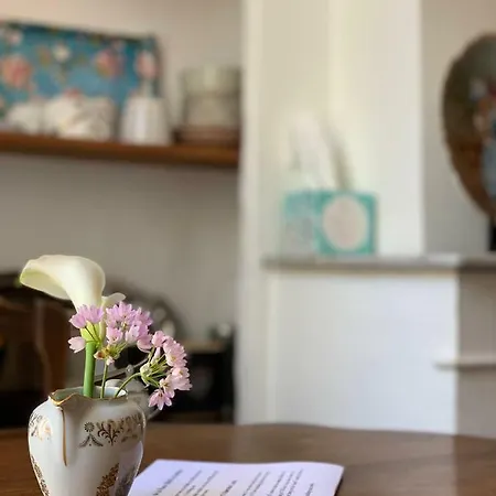 La Cle De La Porte Bed & Breakfast