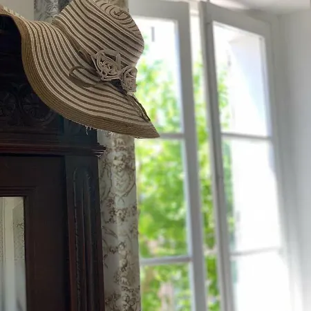 Bed & Breakfast La Cle De La Porte 3*