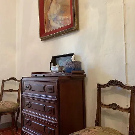 Bed & Breakfast La Cle De La Porte 3*