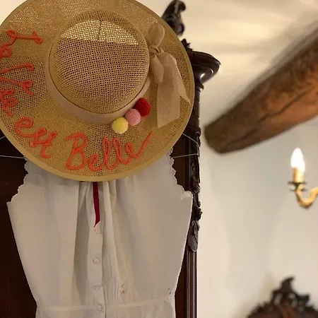 Bed & Breakfast La Cle De La Porte 3*